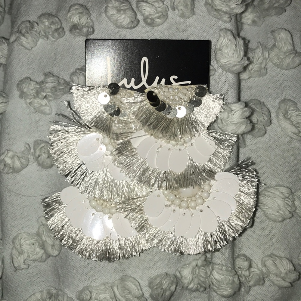 Brand new beachy earrings